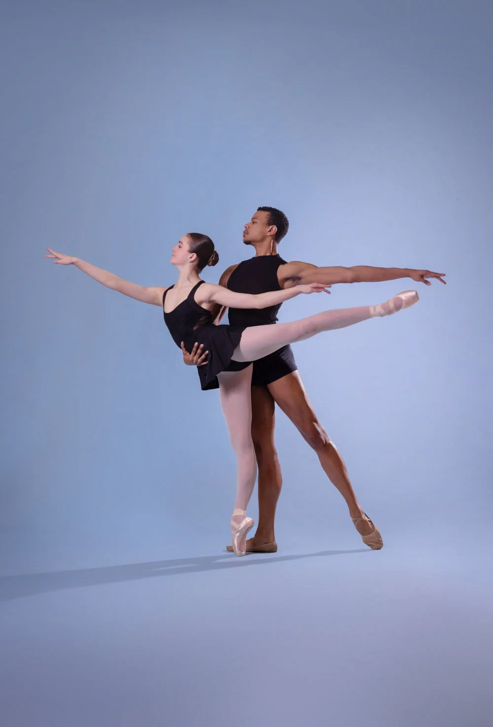 Dance portrait from Sparrow Studios' Ballet Poses series, photograph 32 of 32.
