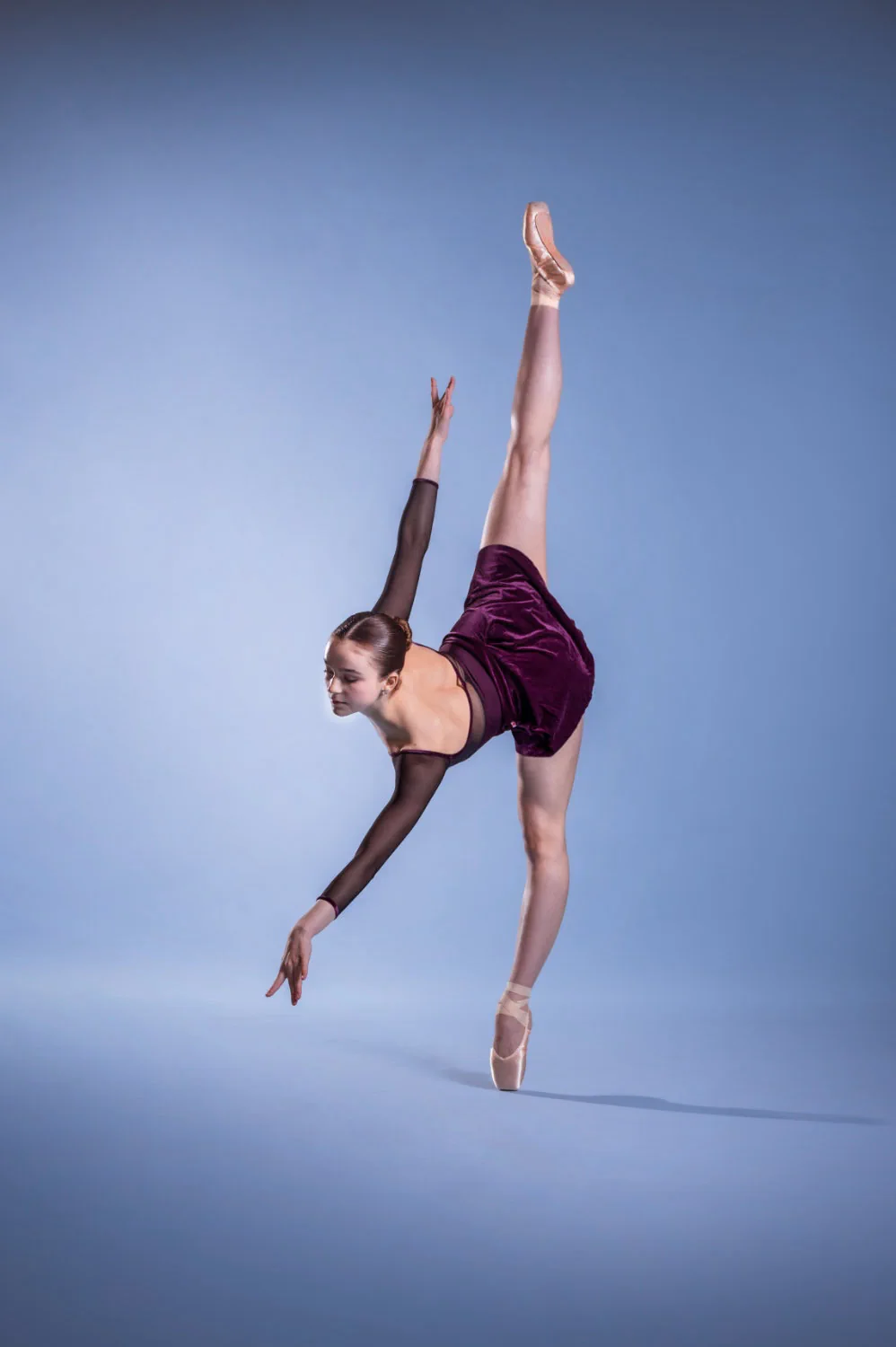 Dance portrait from Sparrow Studios' Ballet Poses series, photograph 9 of 32.