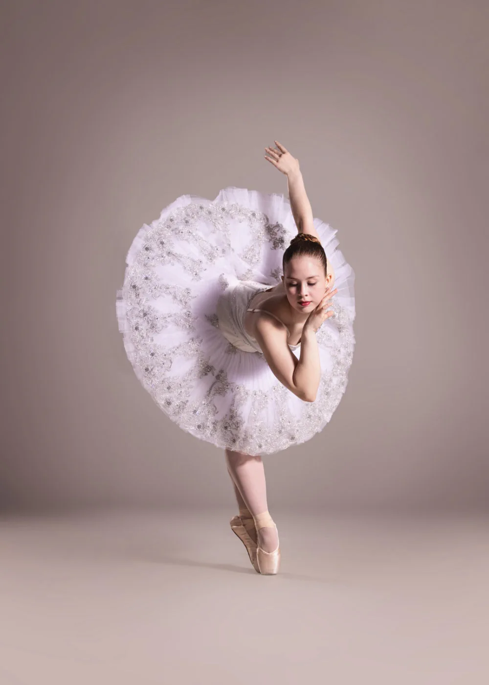 Dance portrait from Sparrow Studios' Dance Poses series, photograph 24 of 26.