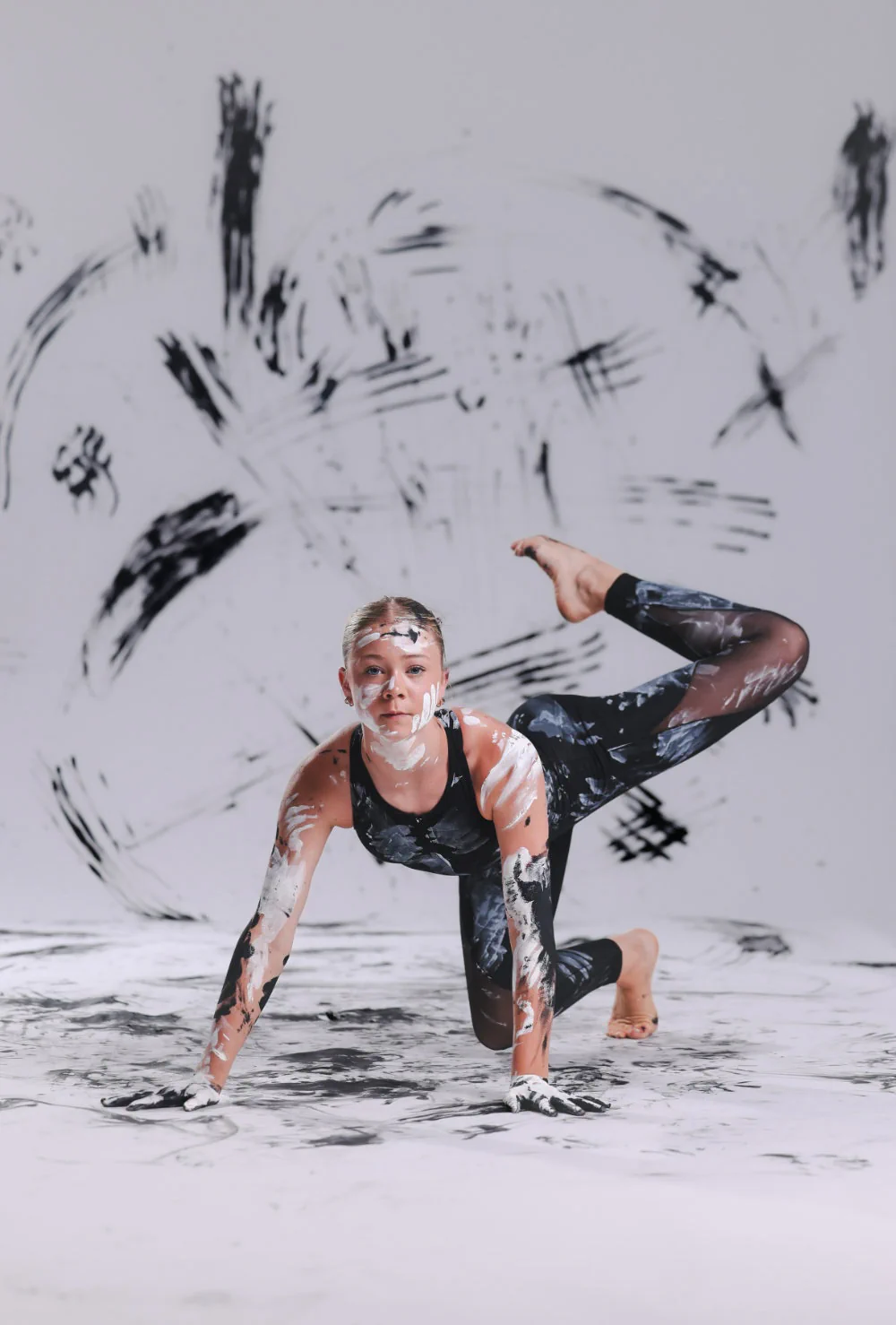 Dance portrait from Sparrow Studios' Dance Poses series, photograph 8 of 26.