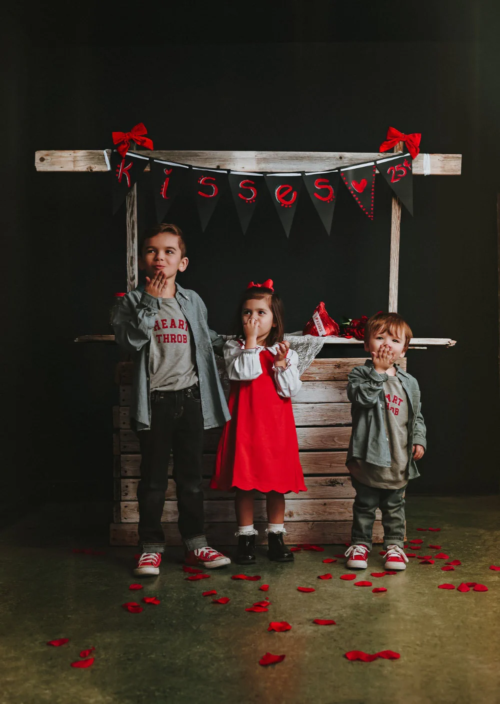 Valentine portrait from Sparrow Studios' Valentine Portraits series, photograph 24 of 30.